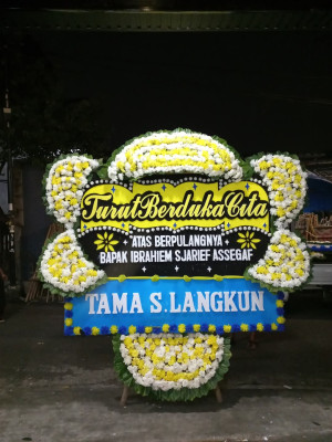 Papan Bunga Duka di Mayura